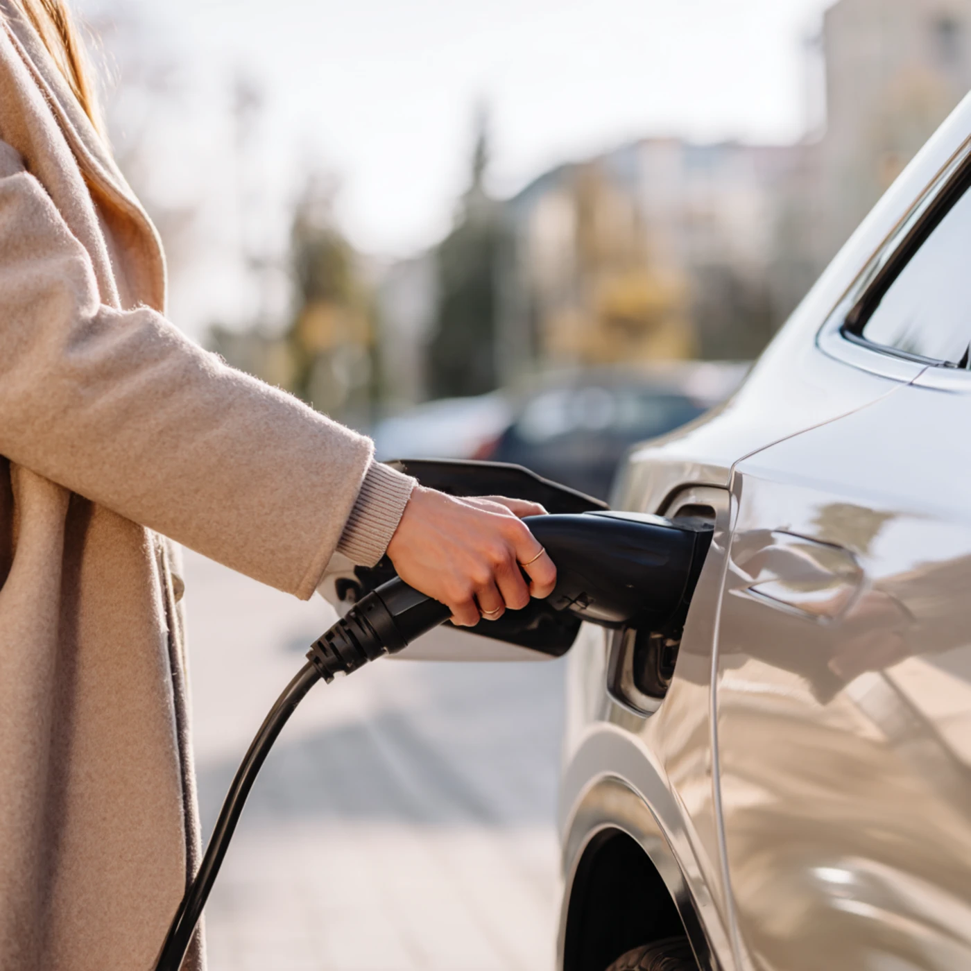 Borne de Recharge Électrique Laval Montréal : Installation par Électricien Maître